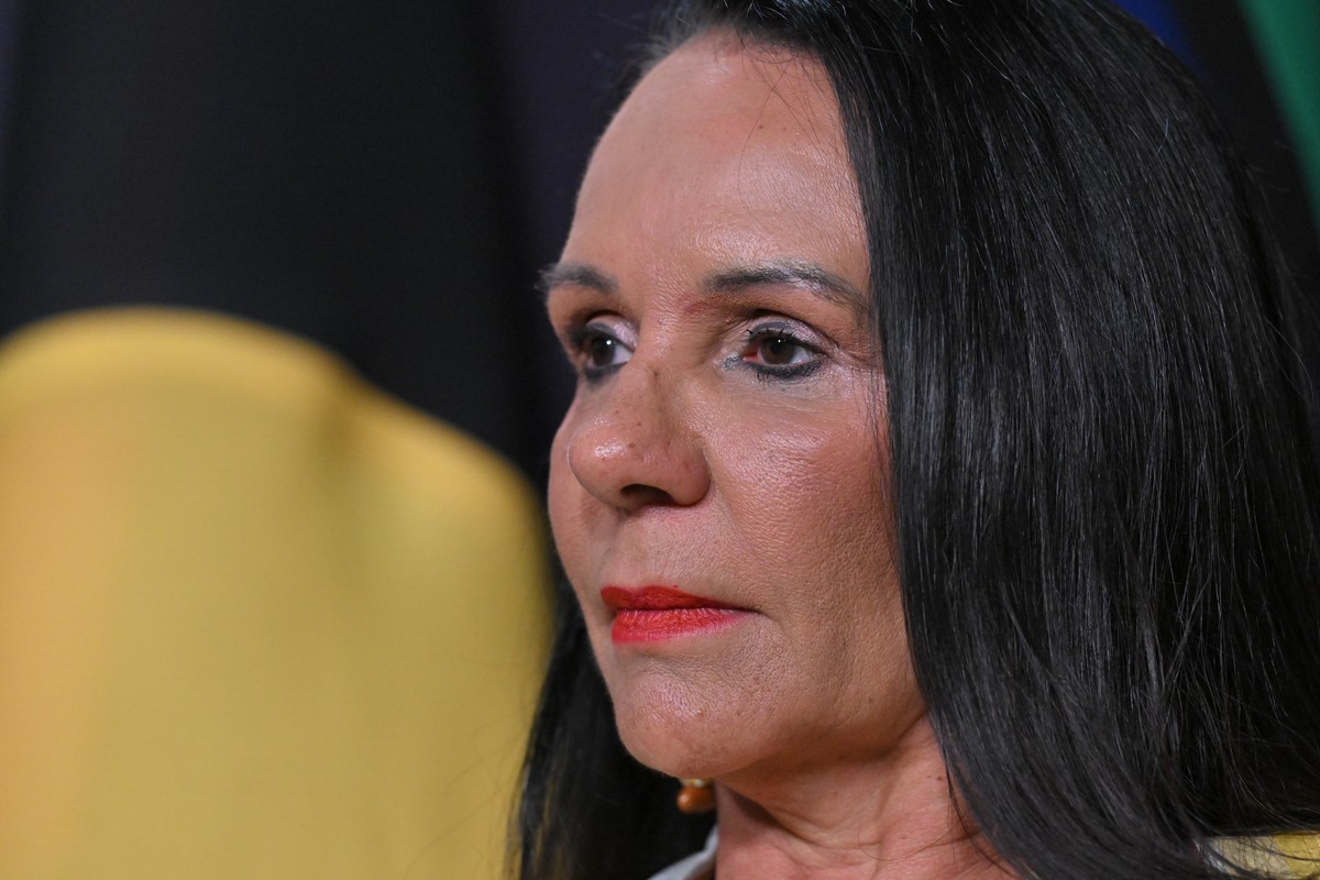 epa10918439 Minister for Indigenous Australians Linda Burney reacts as he delivers a statement on the outcome of the Voice Referendum at Parliament House in Canberra, Australia, 14 October 2023. Austr ...