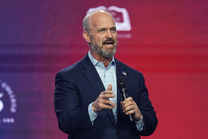 Kevin Roberts, president of The Heritage Foundation, speaks during Turning Point USA's AmericaFest 2025, Friday, Dec. 19, 2025, in Phoenix. (AP Photo/Ross D. Franklin)
Arizona Turning Point Confe ...