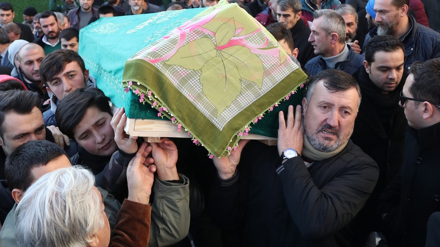 Istanbuls Polizei nimmt nach Anschlag acht Verdächtige fest