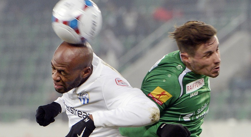 Der FC Zürich hat beim ersten Spitzenspiel der Rückrunde gegen St. Gallen die Nase vorn.