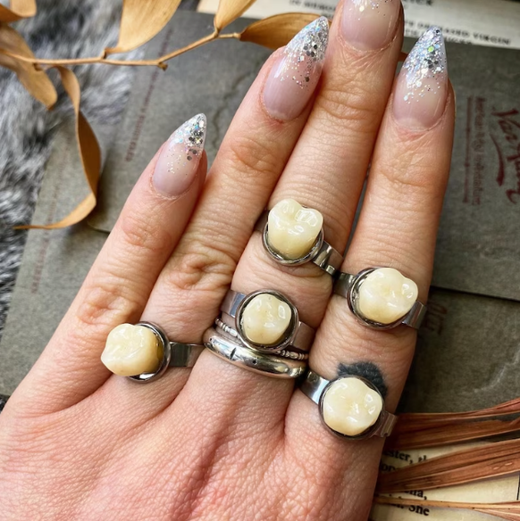Molar dental jewelry from Etsy
