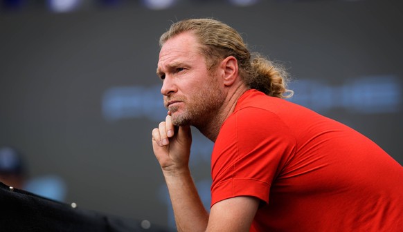 November 10, 2021, GUADALAJARA, MEXICO: Dmitry Tursunov is seen during the first round-robin match at the 2021 Akron WTA, Tennis Damen Finals Guadalajara WTA tennis tournament GUADALAJARA MEXICO - ZUM ...