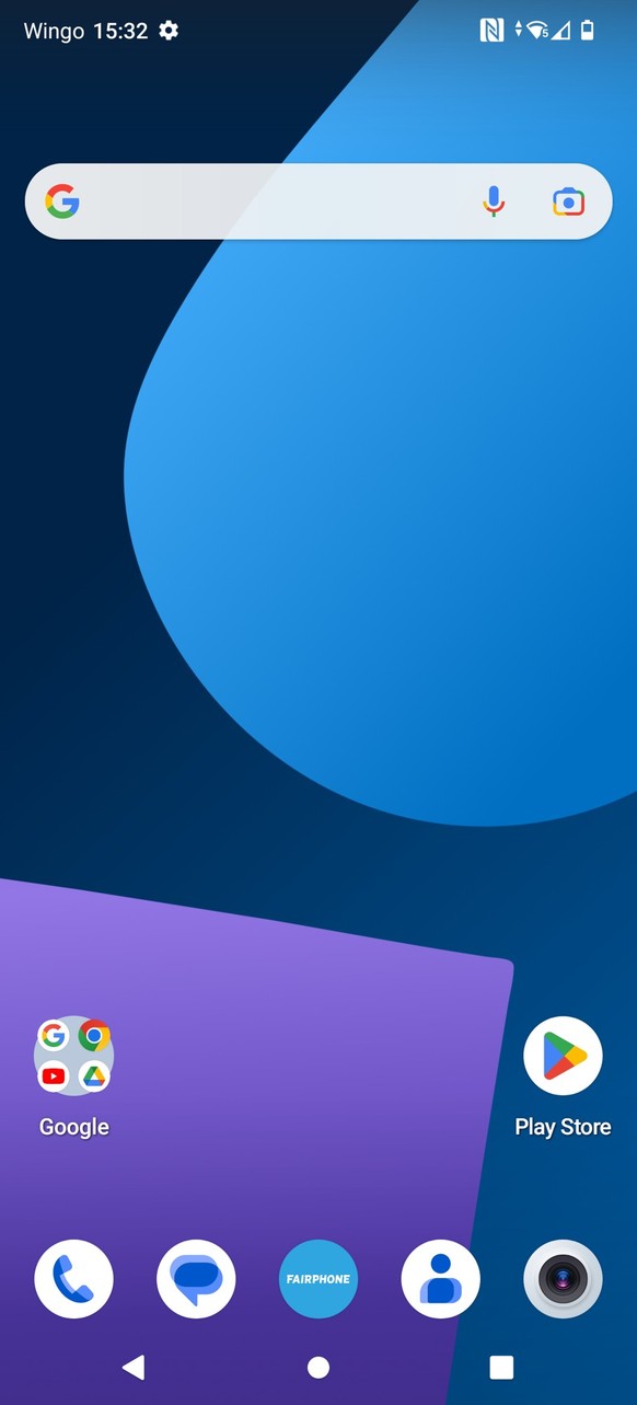 From the iPhone to the Fairphone 5: Almost no apps in sight.