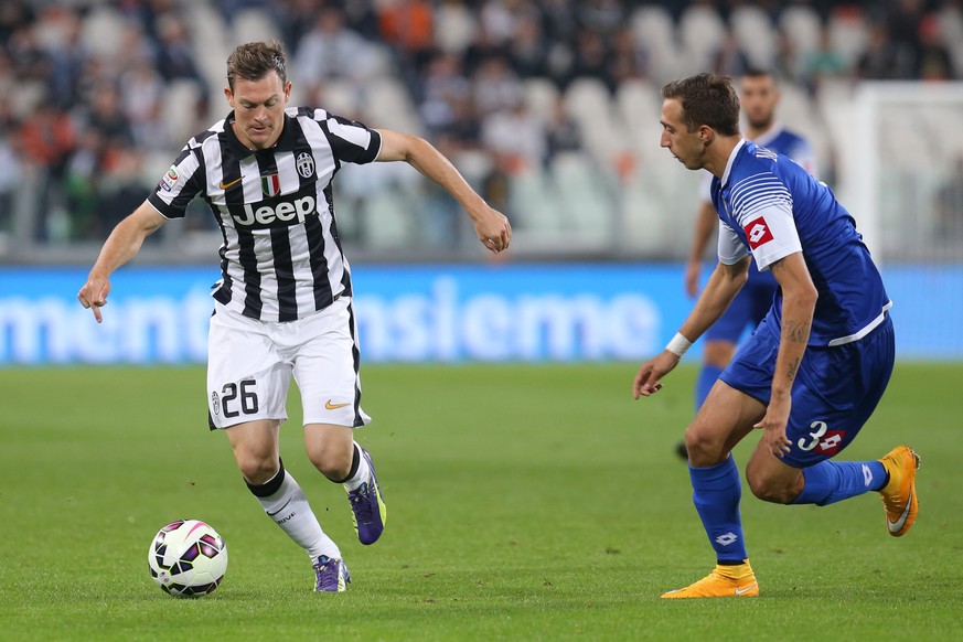 Lichtsteiner trifft beim Juve-Heimerfolg gegen Cesena zum 3:0.