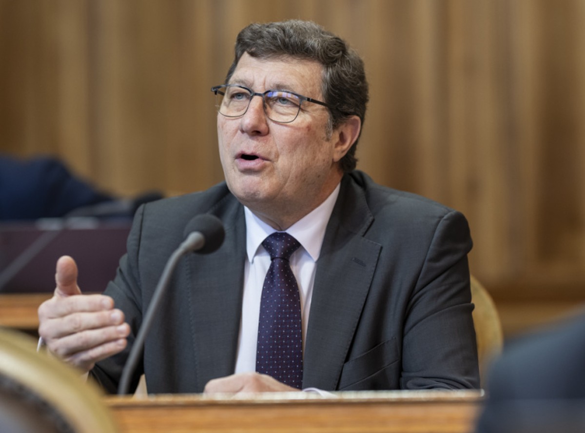 Le conseiller aux Etats Mauro Poggia (MCG/GE) souhaite que plus de ressortissants franco-suisses effectuent leur service militaire en Suisse (archives).