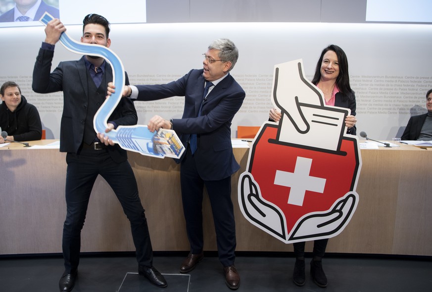 Von SVP bis Chaos Computer Club: Illustres Komitee will E-Voting den Stecker ziehen