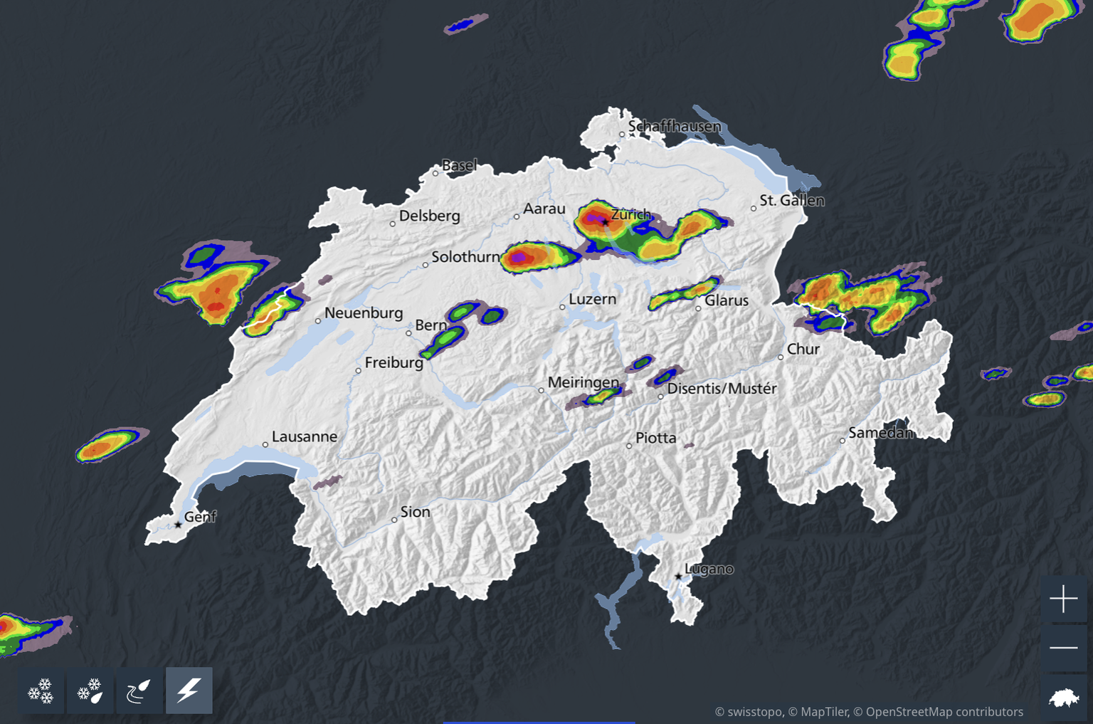 Der Regenradar sagt für den 17. Juli 2026 ab 18 Uhr heftige Gewitter über Zürich an.