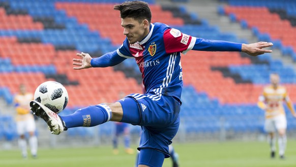 Basels Raoul Petretta im Fussball Freundschaftsspiel zwischen dem FC Basel 1893 und dem FC Luzern im Stadion St. Jakob-Park in Basel, am Samstag, 27. Januar 2018. (KEYSTONE/Georgios Kefalas)