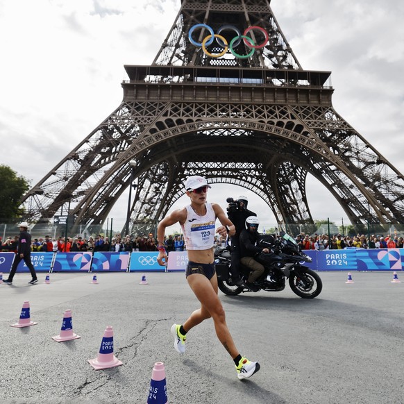 epa11532485 Maria Perez of Spain competes during the Marathon Race Walk Relay Mixed event of the Athletics competitions in the Paris 2024 Olympic Games, at the Trocad