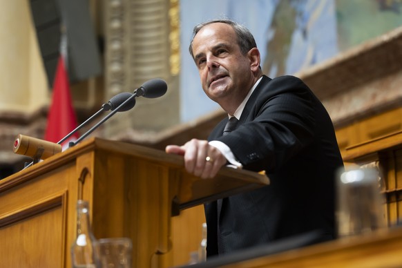 Gerhard Pfister, Mitte-ZG, spricht waehrend der Debatte um die Legislaturplanung 2023-2027, waehrend einer Sondersession des Nationalrats, am Dienstag, 16. April 2024, im Nationalrat in Bern. (KEYSTON ...