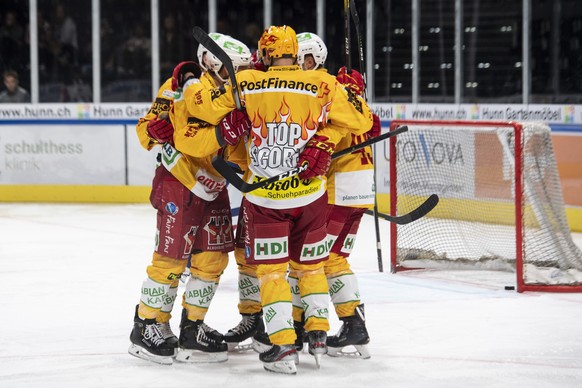 Die Langnauer jubeln im Eishockeyspiel der National League zwischen den ZSC Lions und den SCL Tigers am Dienstag, 15. Oktober 2019, im Zuercher Hallenstadion. (KEYSTONE/Ennio Leanza)