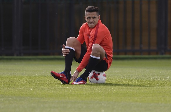 FILE - In this Saturday, June 24, 2017 file photo Chile&#039;s Alexis Sanchez attends a training session at the FC Strogino Stadium in Moscow, Russia. Alexis Sanchez said Friday June 30, 2017 he’s rea ...
