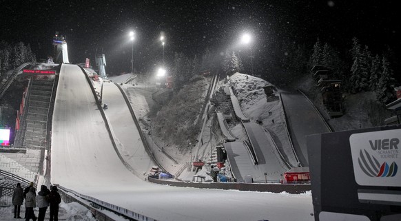 Oberstdorf ist die erste Station: 25'000 Zuschauer werden erwartet.