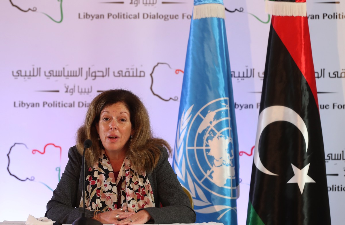 epa08814595 UN acting envoy to Libya Stephanie Williams speaks during a press conference in Tunis, Tunisia on 11 November 2020. Political talks on Libya's future, taking place in Tunisia, have re ...