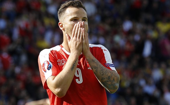 Football Soccer - Romania v Switzerland - EURO 2016 - Group A - Parc des Princes, Paris, France - 15/6/16
Switzerland&#039;s Haris Seferovic reacts after a missed chance
REUTERS/Darren Staples
Live ...