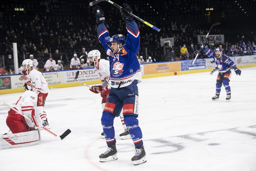 Zuerichs Christian Marti jubelt im Eishockeyspiel der National League zwischen den ZSC Lions und dem Lausanne HC am Dienstag, 13. Oktober 2020, im Zuercher Hallenstadion. (KEYSTONE/Ennio Leanza)