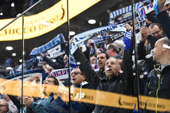 Ambri&#039;s fans during the match of National League A (NLA) Swiss Championship 2021/22 between HC Ambri Piotta and HC Ajoie at the ice stadium Gottardo Arena, Switzerland, Saturday, October 30, 2021 ...