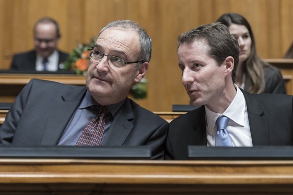 Thomas Aesch (rechts) mit Guy Parmelin: Der Zuger Nationalrat unterlag bei der Bundesratswahl seinem Parteikollegen.