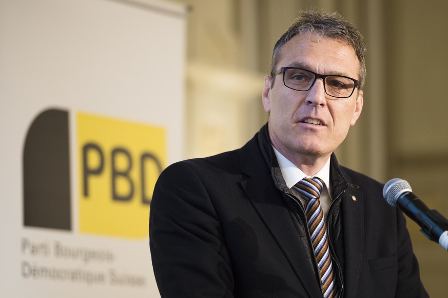 Der Buendner Kantonalparteipraesident Andreas Felix spricht an der Delegiertenversammlung der BDP Schweiz, am Samstag, 9. April 2016, in Flims. (KEYSTONE/Gian Ehrenzeller)