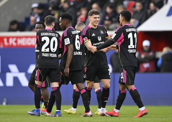 TOR zum 0:1 Ransford Koenigsdoerffer Hamburger SV HSV 11 Torjubel Nicolai Remberg Hamburger SV HSV 21 Fabio Vieira Hamburger SV HSV 20 Albert Sambi Lokonga Hamburger SV HSV 06 1. FC Heidenheim 1846 FC ...