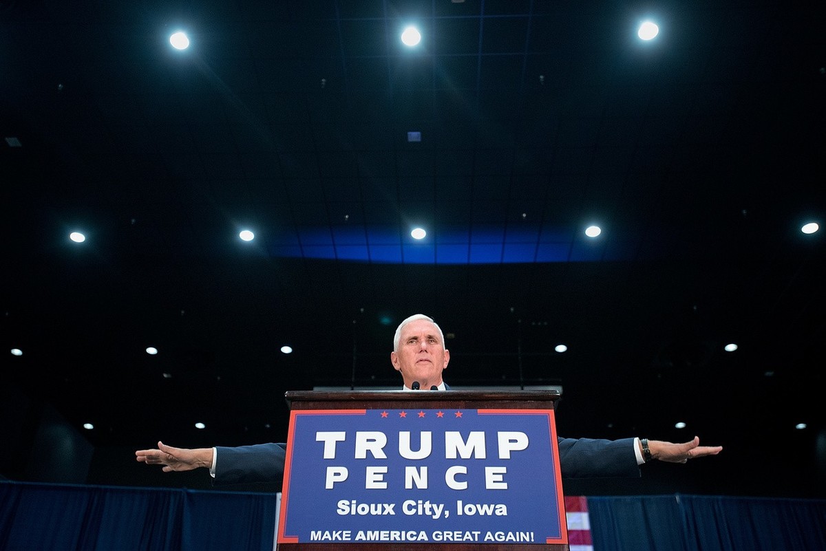 Republican vice presidential candidate Indiana Gov. Mike Pence speaks at Sioux City Convention Center in Sioux City, Iowa, Monday, Aug. 8, 2016. (Justin Wan/Sioux City Journal via AP)