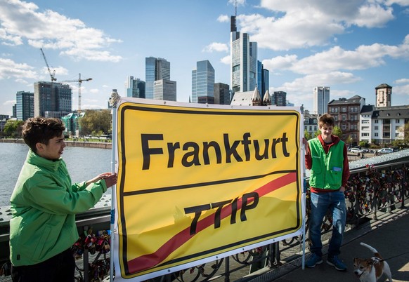 Proteste gegen den geplanten Freihandelsvertrag.