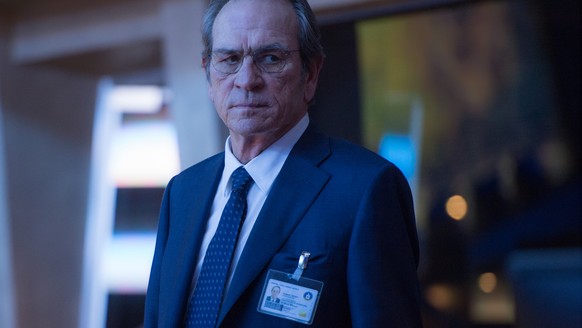 Auch dabei: Tommy Lee Jones als CIA-Agent Robert Dewey