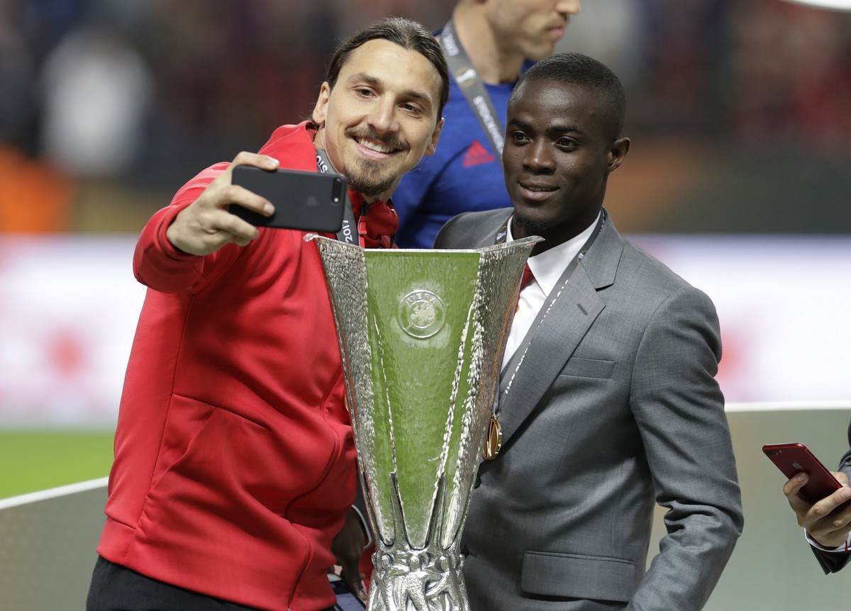 Manchester's injured player Zlatan Ibrahimovic takes a selfie after winning 2-0 during the soccer Europa League final between Ajax Amsterdam and Manchester United at the Friends Arena in Stockhol ...