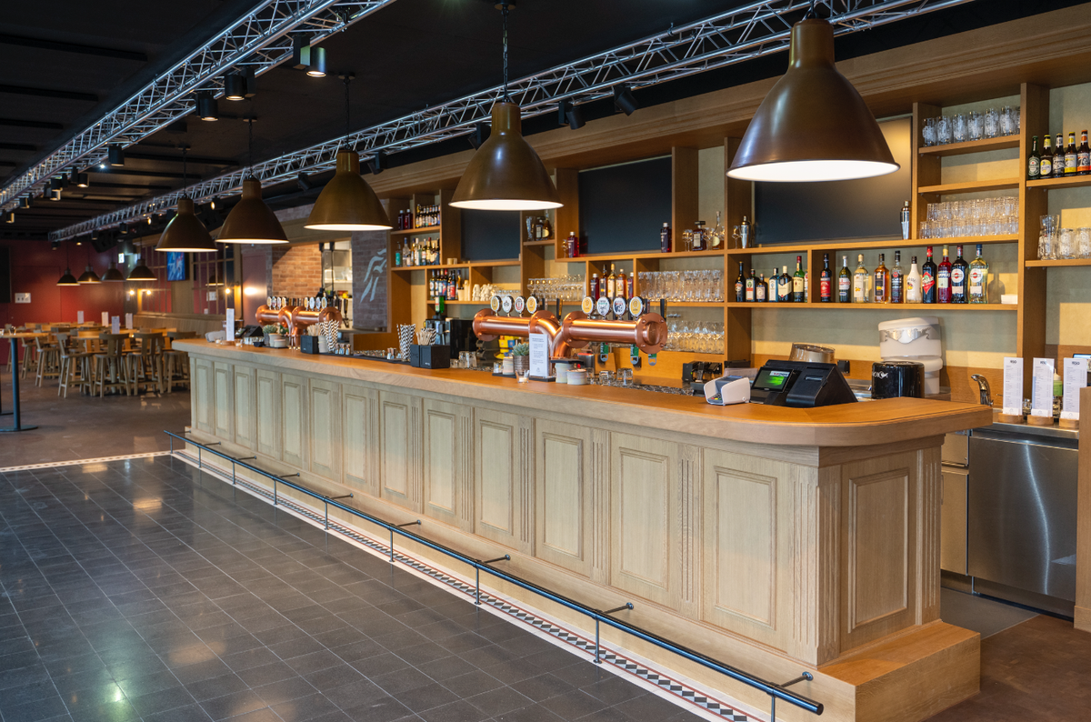 Die Zett Bar im neuen ZSC-Stadion Swiss Life Arena in Zürich Altstetten.