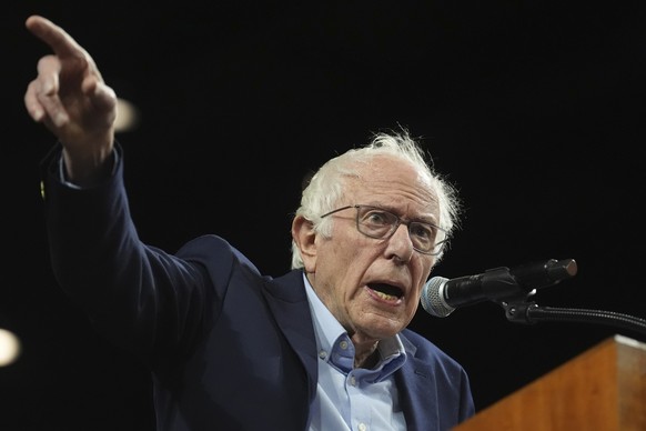 Sen. Bernie Sanders, I-Vt., speaks during a &quot;Fighting Oligarchy&quot; tour event at Arizona State University, Thursday, March 20, 2025, in Tempe, Ariz. (AP Photo/Ross D. Franklin)
AOC Bernie Sand ...