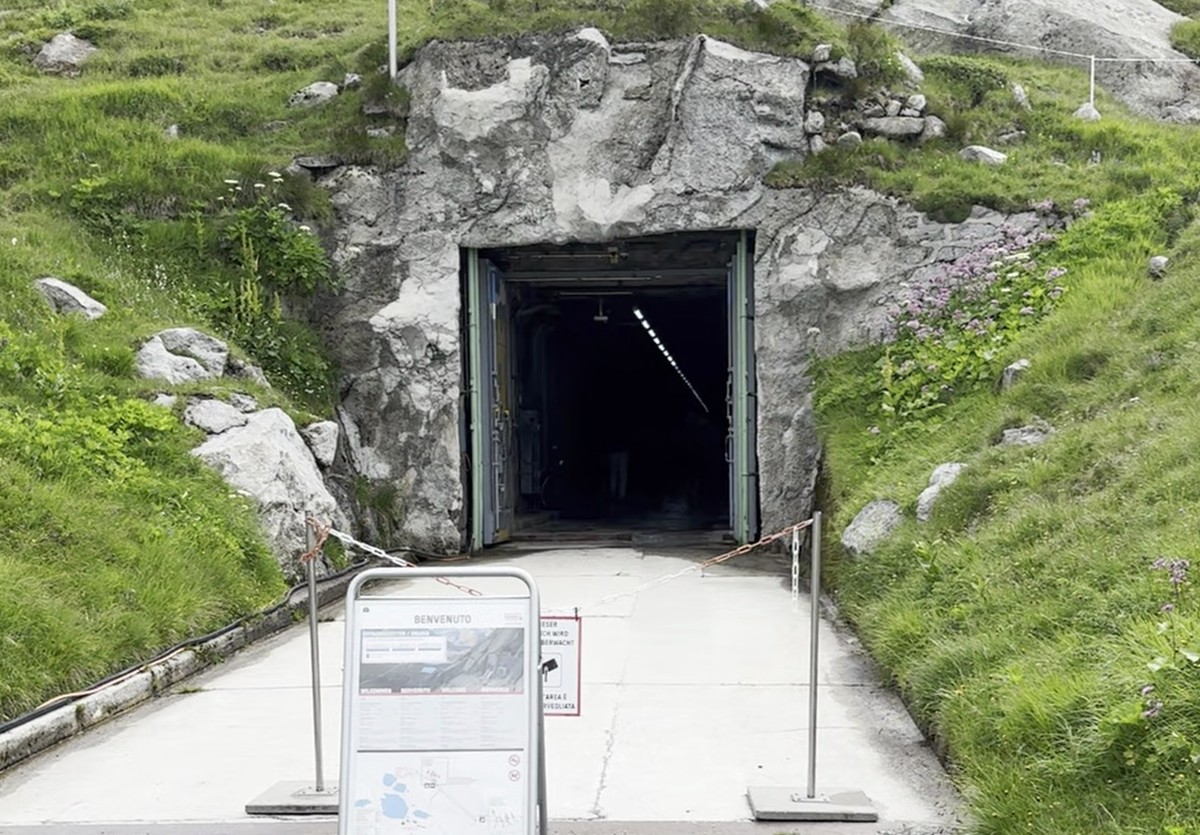 Der Eingang in die Gotthard-Festung.