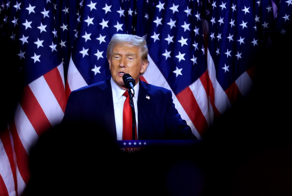 epa11704678 Republican presidential candidate Donald J. Trump addresses supporters at the Election Night watch party in the West Palm Beach Convention Center in West Palm Beach, Florida, USA, 06 Novem ...