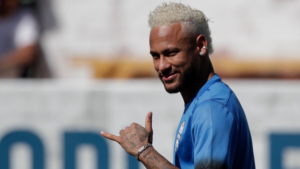 epa07715017 Brazilian soccer player Neymar gestures during the Red Bull Neymar Jr's Five tournament, in Praia Grande, Sao Paulo, Brazil, 13 July 2019. In the tournament, sponsored by Neymar, neig ...