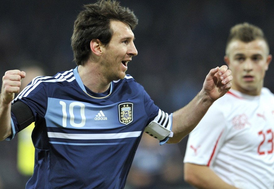 29.02.2012: Ausgerechnet gegen die Schweiz erzielt Lionel Messi seinen ersten Nati-Hattrick
