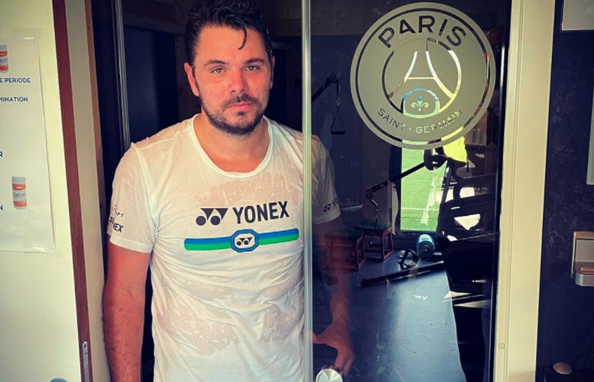 Stan Wawrinka arbeitet auf der Anlage von PSG an seiner Fitness.