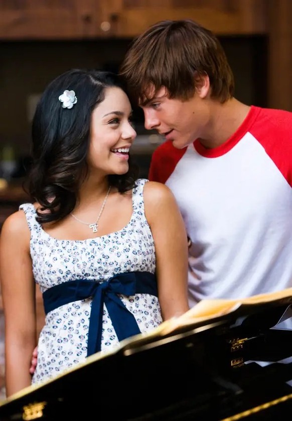 Vanessa Hudgens und Zach Efron in High School Musical