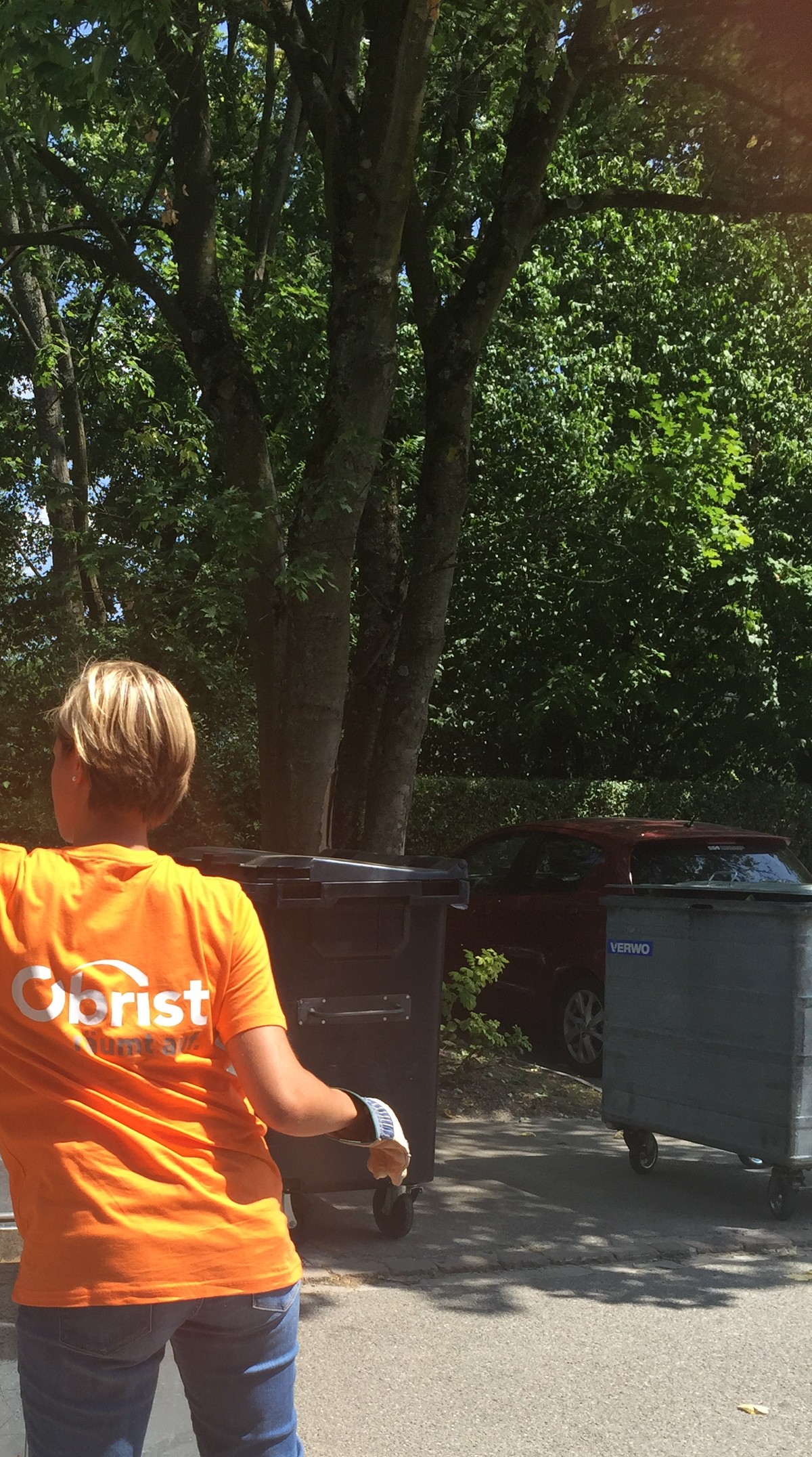 Am Nachmittag knallt ordentlich die Sonne – wir machen unbeirrt weiter.