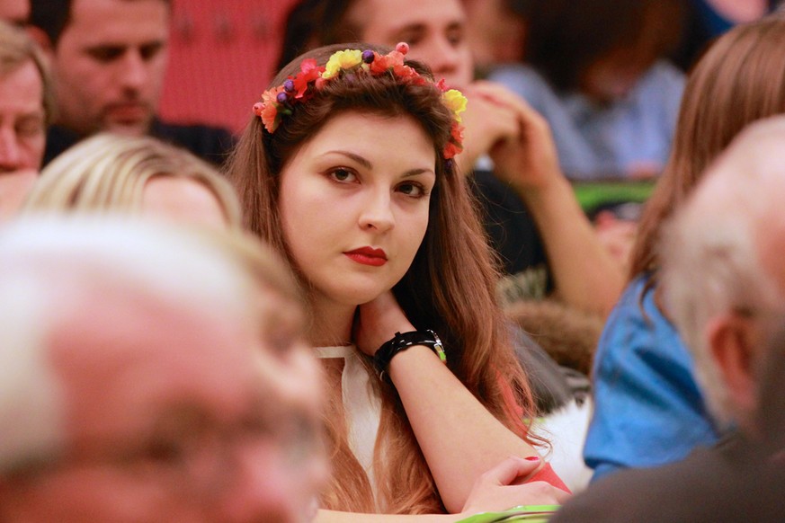 Zuschauer im Vorlesungssaal der Uni Zürich – gut 1200 Personen waren gekommen, um Poroschenkos Rede zu hören.