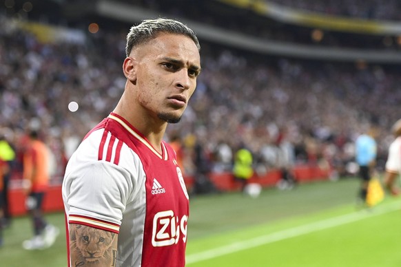 AMSTERDAM, 30-07-2022, Johan Cruyff Arena, Dutch Johan Cruijff Cup Football, season 2022 / 2023, Ajax - PSV, during the match, final result 3-5, Ajax player Antony celebrating the goal 2-2 Ajax - PSV  ...