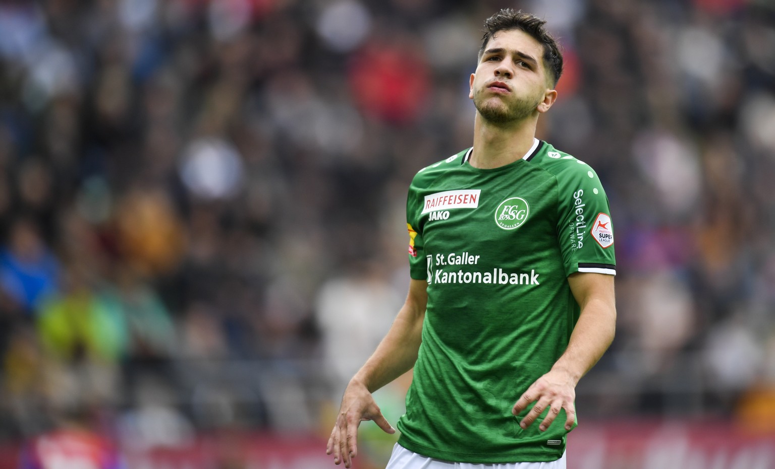 Ein enttaeuschter Boris Babic von St. Gallen, beim Fussball Super-League Spiel zwischen dem FC St. Gallen und dem FC Basel, am Sonntag, 6. Oktober 2019, im Kybunpark in St. Gallen. (KEYSTONE/Gian Ehre ...