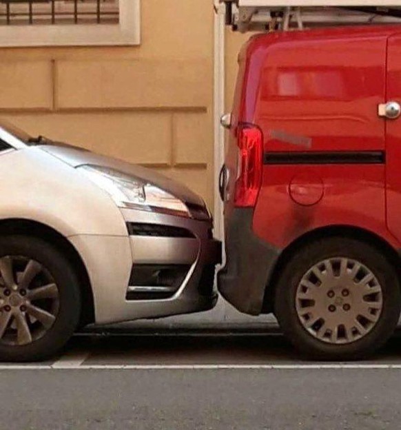 Autos Parkplatz passt