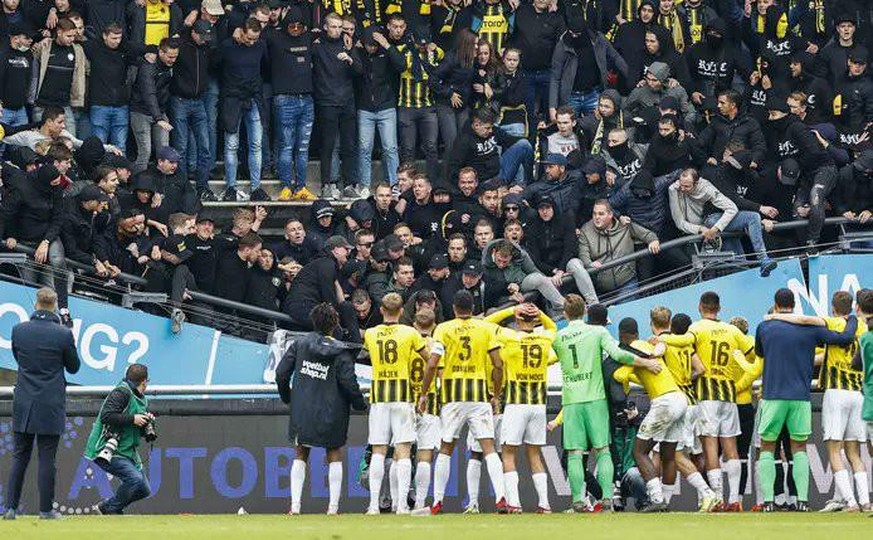 Die Fans von Vitesse Arnheim kamen gemäss ersten Berichten mit dem Schrecken davon.