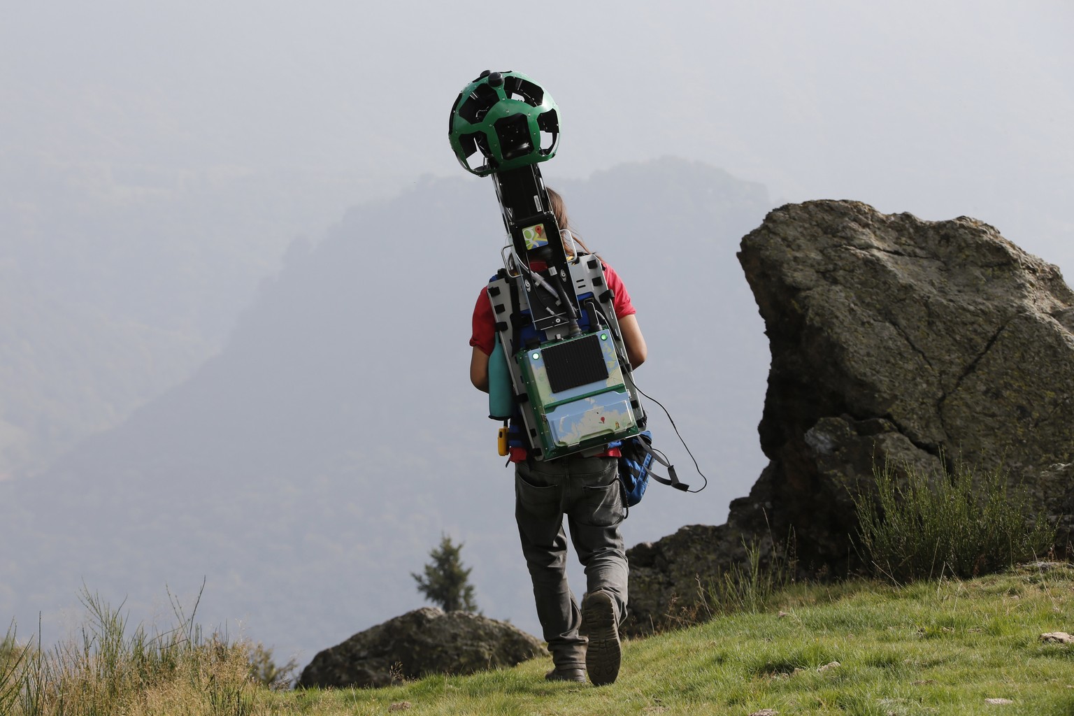 Im Street-View-Update sind auch Wanderwege wie hier im Tessin enthalten.