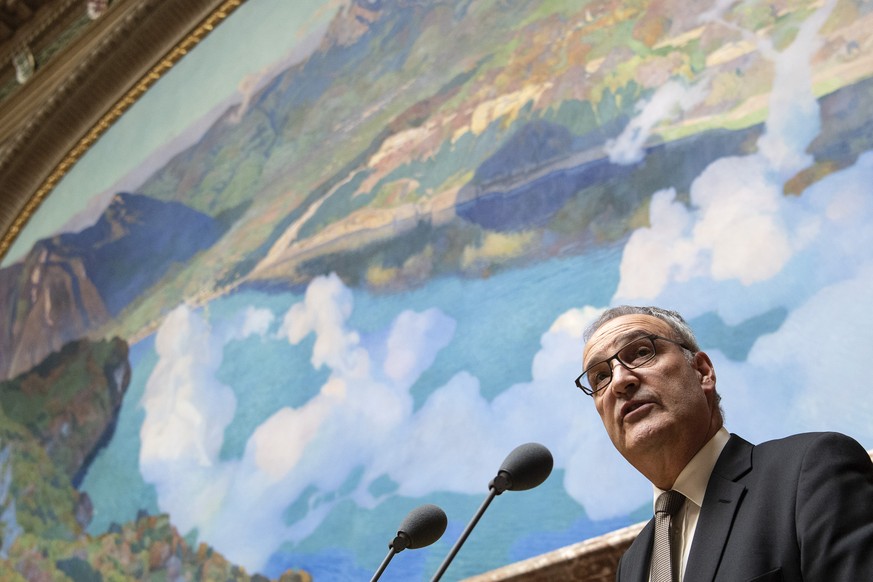 Bundesrat Guy Parmelin spricht waehrend der Fragestunde im Nationalrat an der Sommersession der Eidgenoessischen Raete, am Dienstag, 11. Juni 2019, in Bern. (KEYSTONE/Peter Schneider)