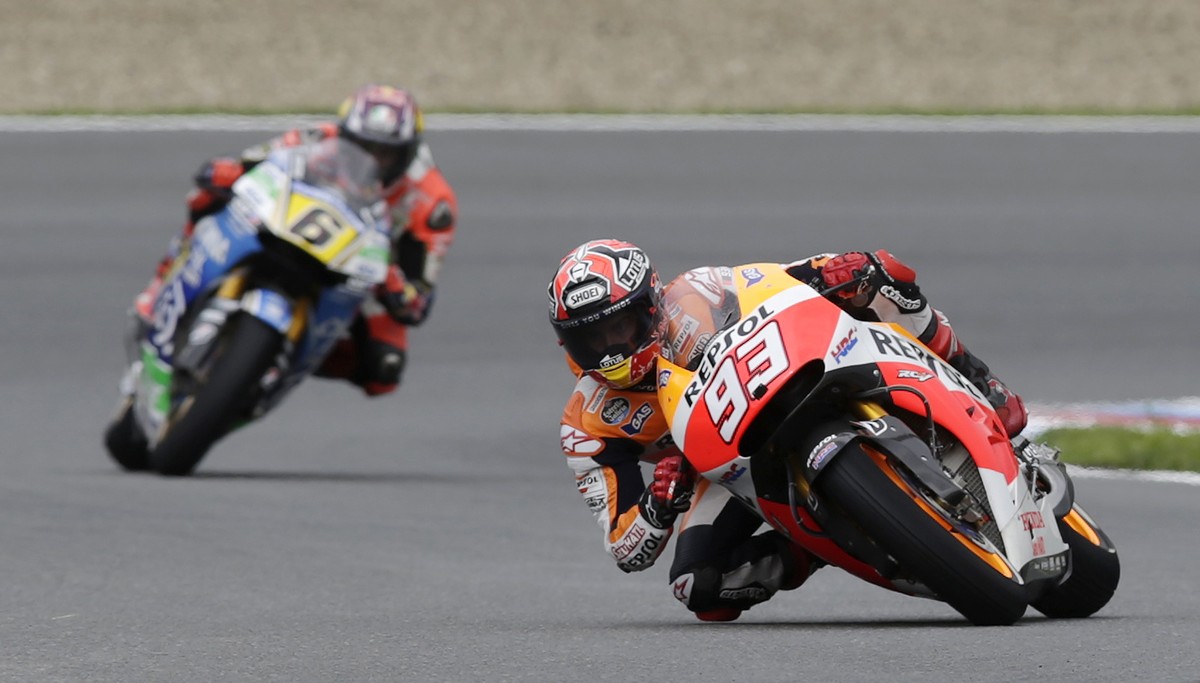 Ein gewohntes Bild: Marc Marquez rast an der Spitze davon.&nbsp;