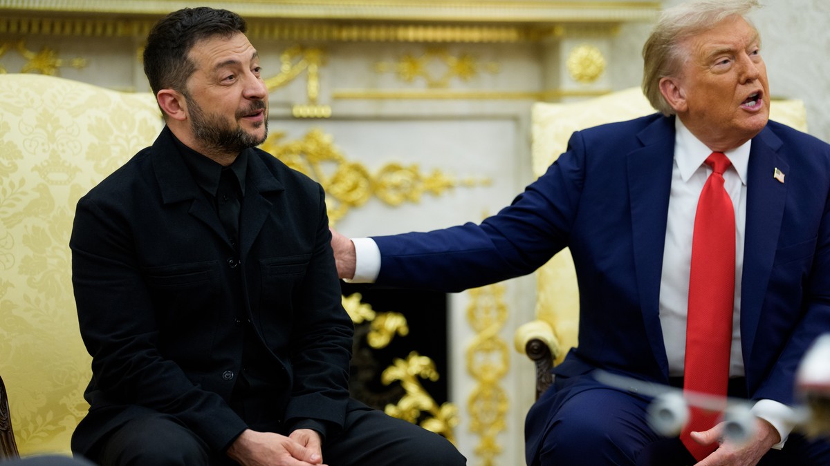 epa12308766 United States President Donald J Trump (R) meets Ukrainian President Volodymyr Zelensky in the Oval Office of the White House in Washington, DC, USA, 18 August 2025. European Leaders are a ...