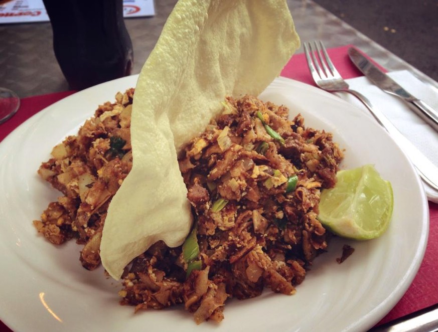 kottu roti sri lanka street food streetfood curry poppadom essen food asien