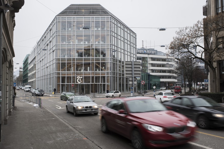 ARCHIV - ZUM GEWINNEINBRUCH BEI TAMEDIA STELLEN WIR IHNEN DIESES ARCHIVBILD ZUR VERFUEGUNG. - Blick auf das Gebaeude der Mediengruppe Tamedia, aufgenommen am Donnerstag, 19. Januar 2017 in Zuerich. (K ...