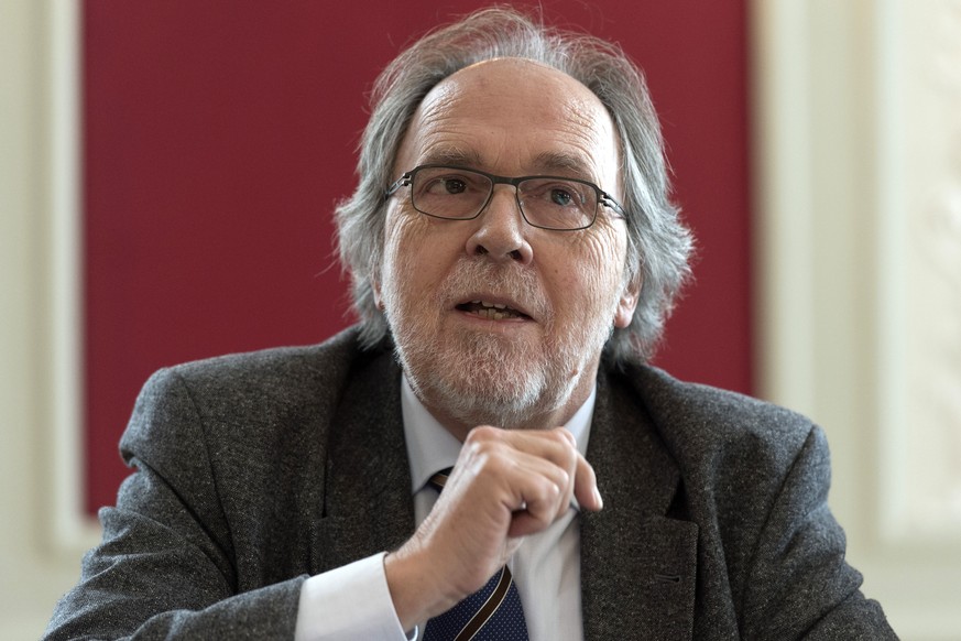 Dick Marty, Ex-Staenderat FDP aeussert sich zum Thema Schweizer Recht vor Voelkerrecht im Zusammenhang mit der Europaeischen Menschenrechtskonvetion (EMRK) am Donnerstag, 15. Mai 2014 in Bern. (KEYSTO ...