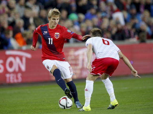 Bei Real auf der Warteliste, im Nationalteam nicht erste Wahl: Martin Odegaard. Aber vielleicht platzt dem Jungspund ja in der Barrage der Knoten.